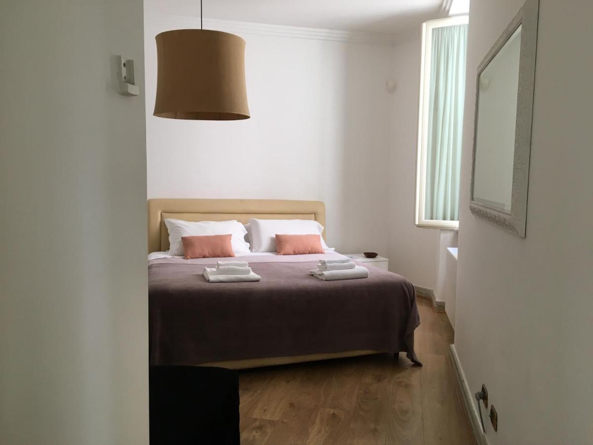 Rome Accomodation Exterior photo
